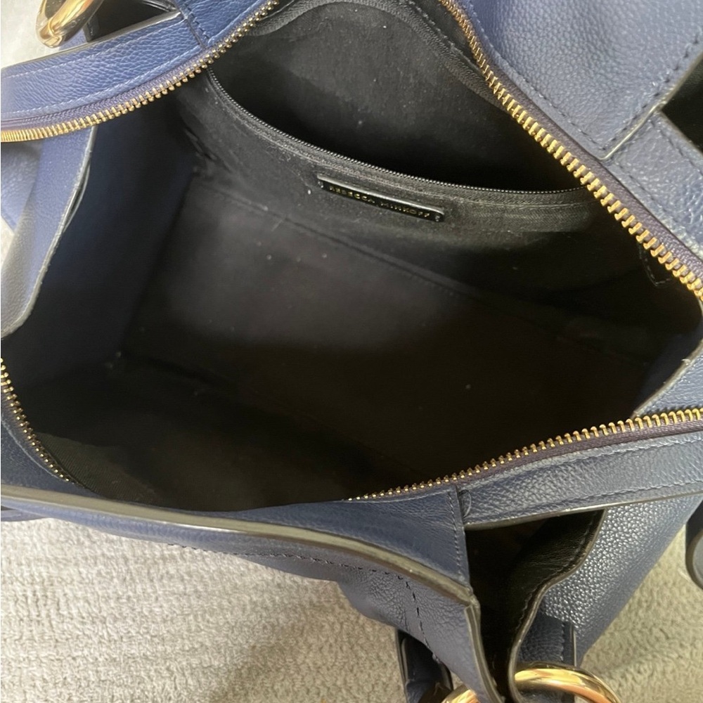 Rebecca minkoff navy and gold leather purse with tassel zipper - Picture 10 of 12